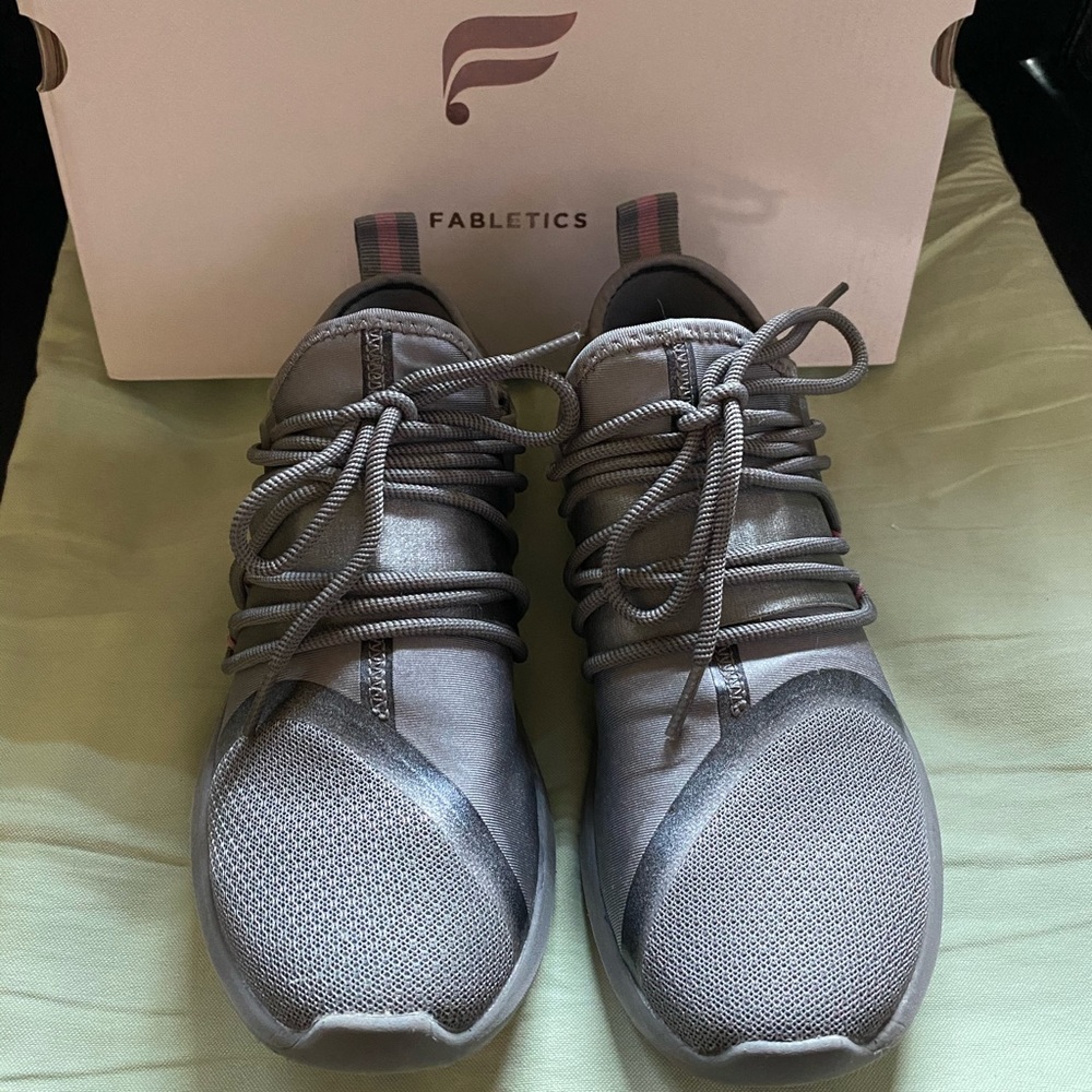 Used once - Fabletics tennis shoes size 6